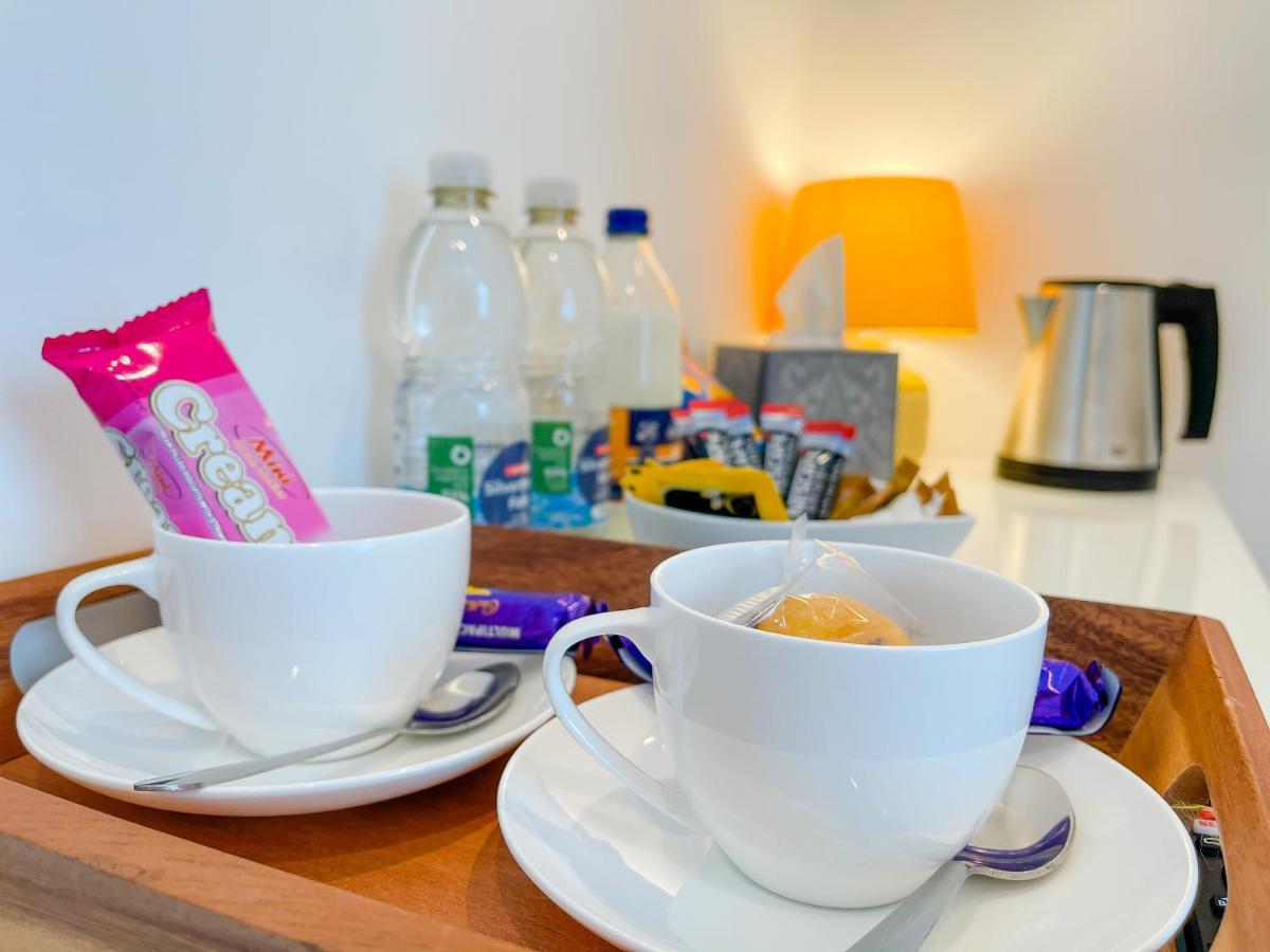 46 Ashfield Rd, Altrincham Hotell Eksteriør bilde