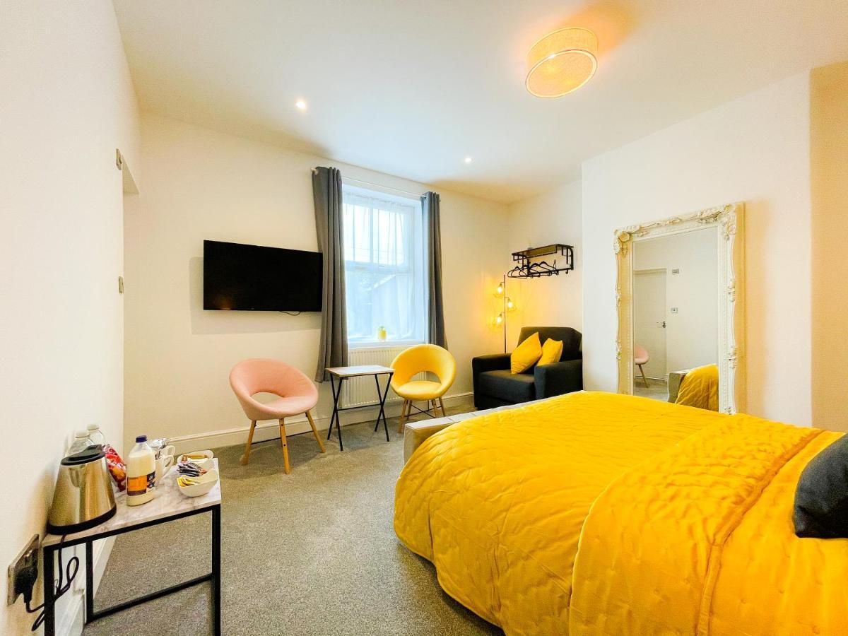 46 Ashfield Rd, Altrincham Hotell Eksteriør bilde
