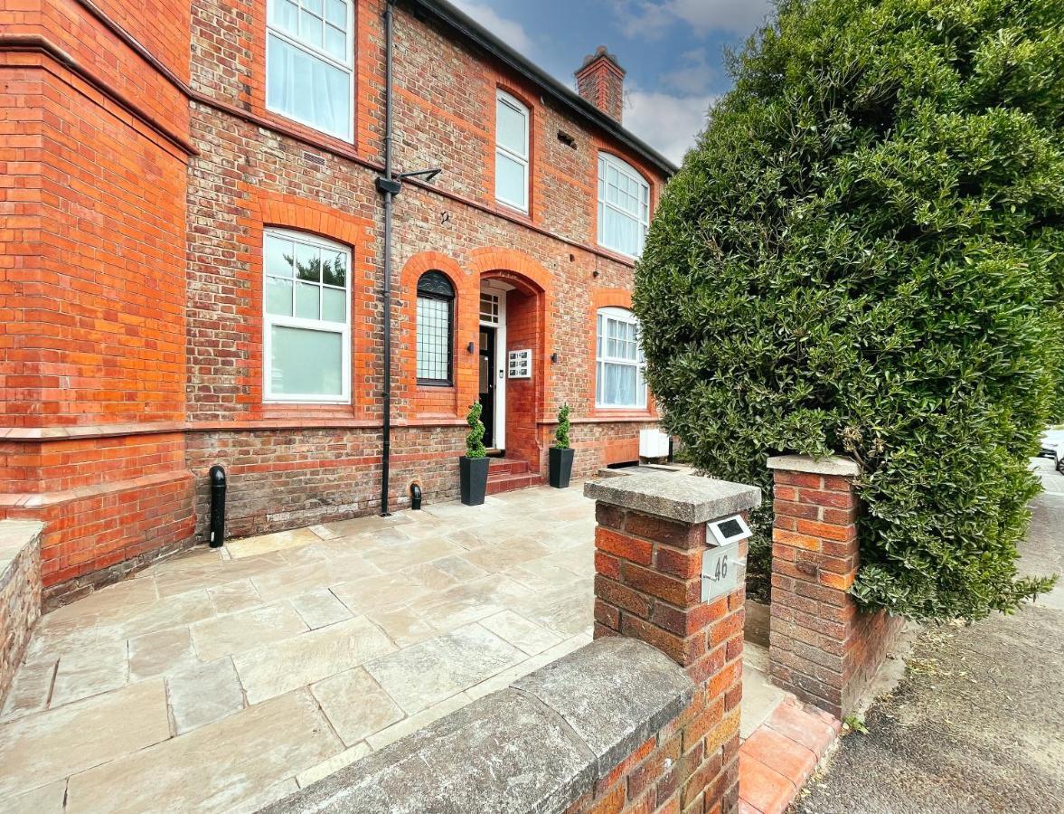 46 Ashfield Rd, Altrincham Hotell Eksteriør bilde