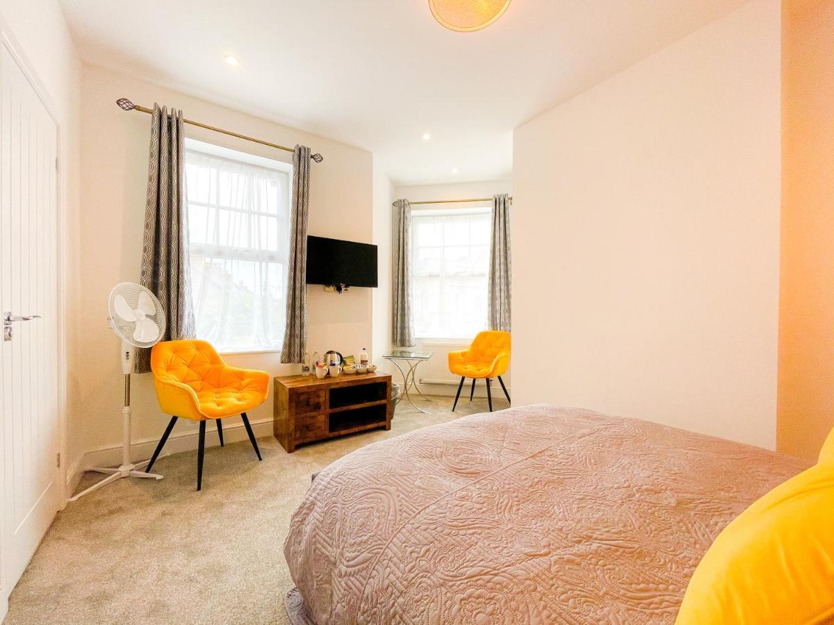 46 Ashfield Rd, Altrincham Hotell Eksteriør bilde