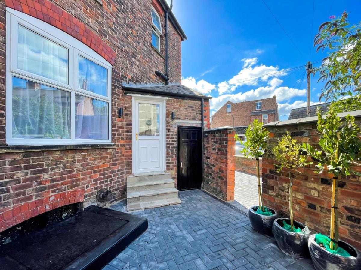 46 Ashfield Rd, Altrincham Hotell Eksteriør bilde