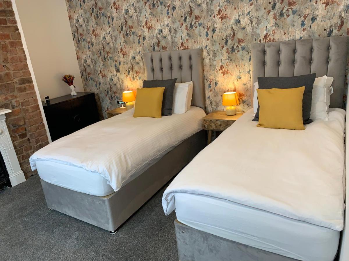 46 Ashfield Rd, Altrincham Hotell Eksteriør bilde
